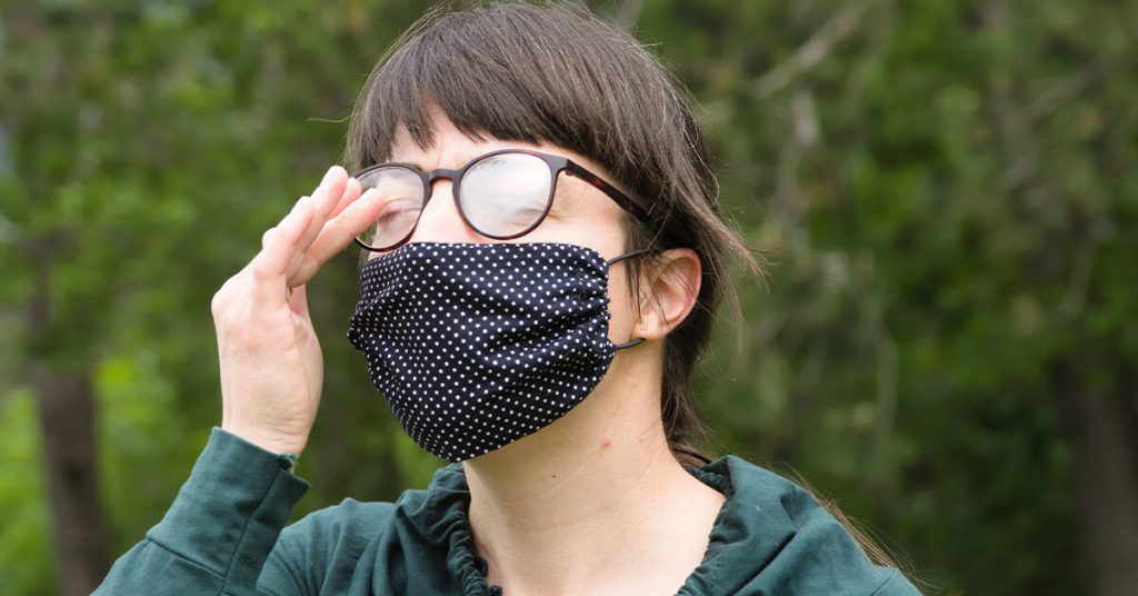How-to-prevent-glasses-from-fogging-up