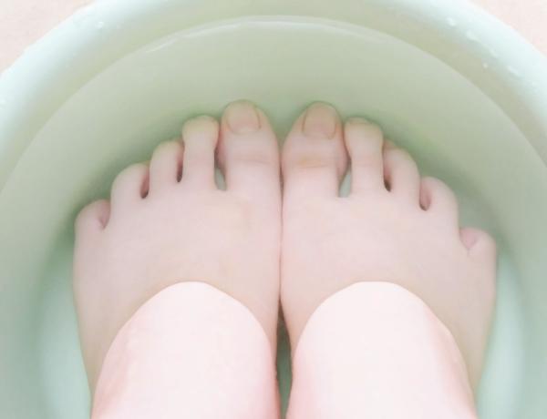 How to use apple cider vinegar for feet