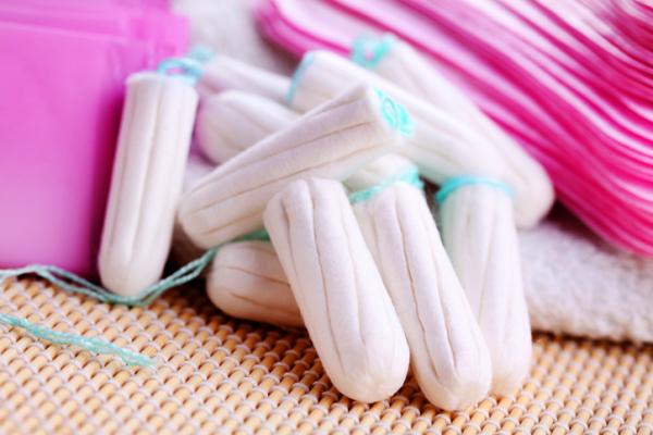 Is it bad to sleep with tampons