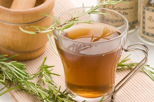 Rosemary tea what it is for, contraindications and how to make it