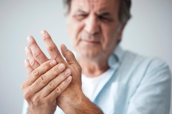 Causes of numbness of the hands and arms