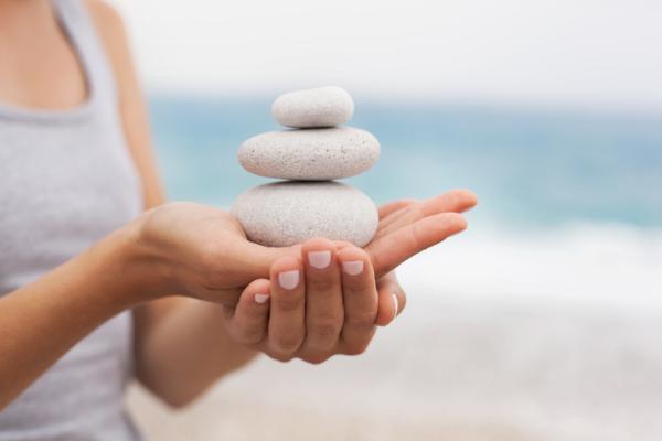 How to meditate with stones - techniques and tips