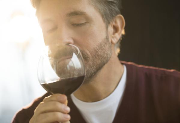 Is wine bad for uric acid