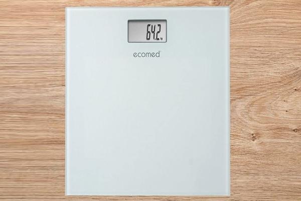 This digital scale is ideal for controlling your weight